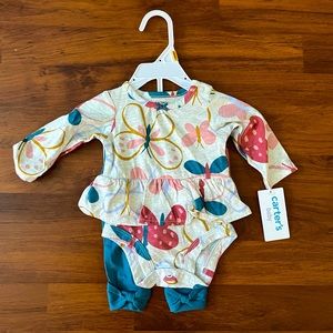 NWT Carter’s newborn baby girl onesie and pants